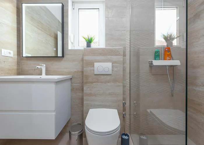 فيلة Lungomare With Private Pool