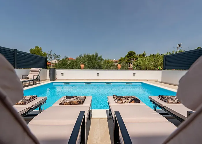 Lungomare With Private Pool זאדאר