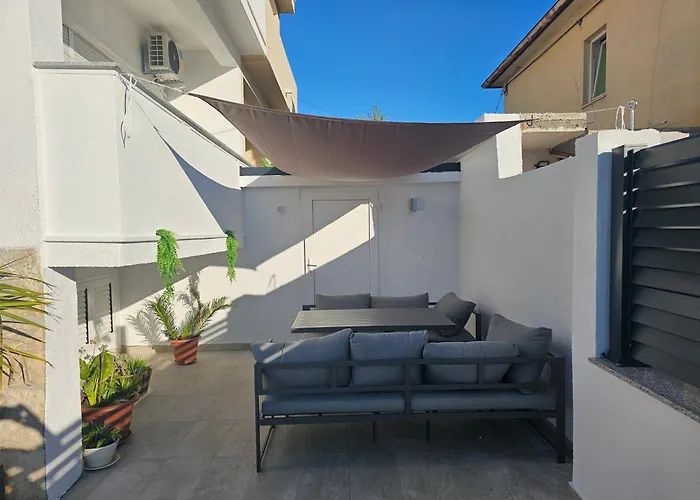 Lungomare With Private Pool فيلة زادار